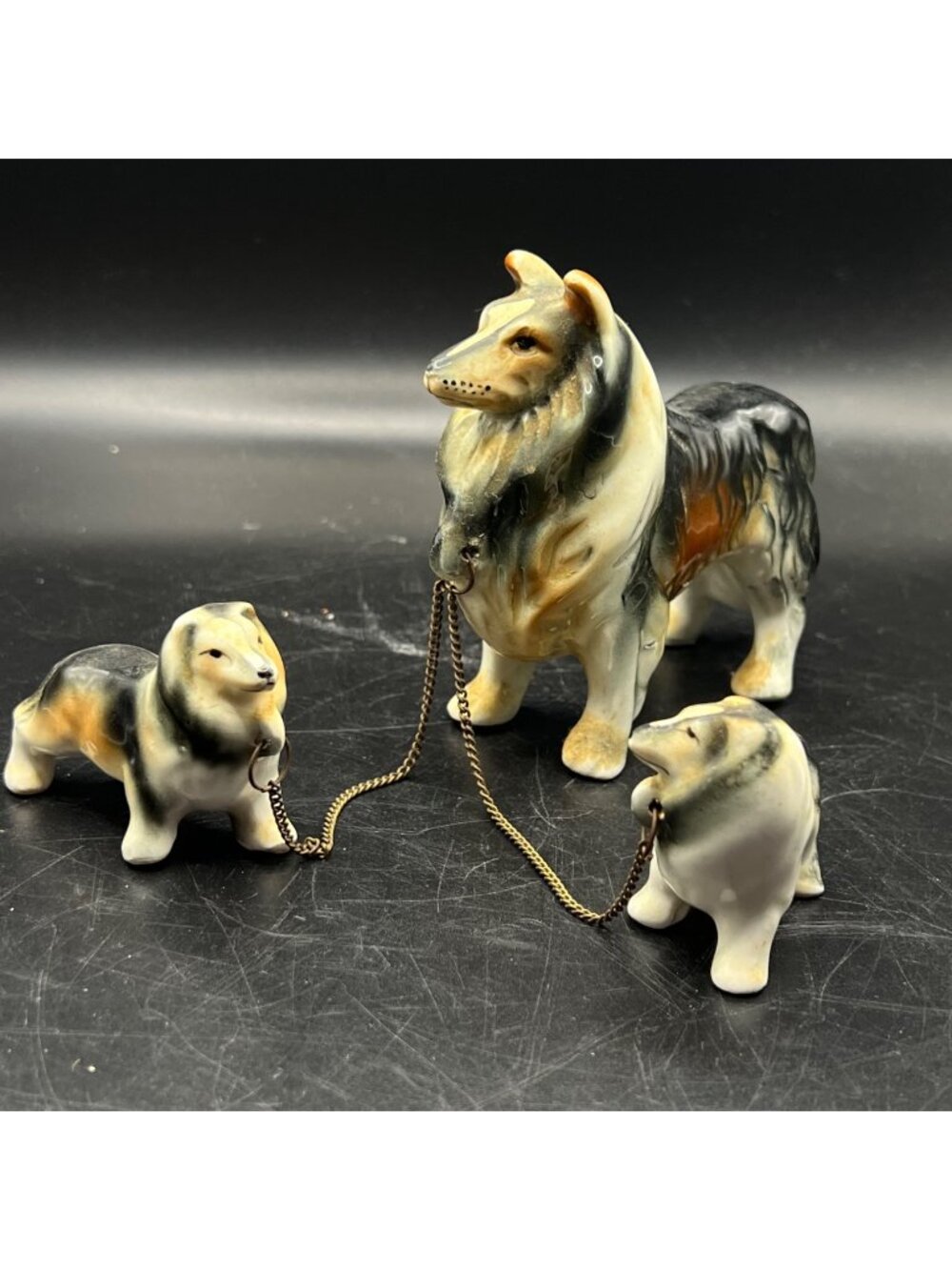 Rare Japan Collie Dog Family Figurines W/ Chain Leash 3 Piece Set Lipper & Mann